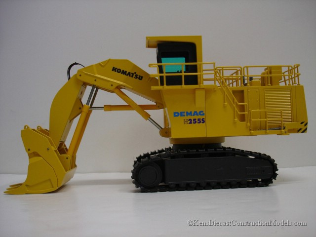 DEMAG H255S